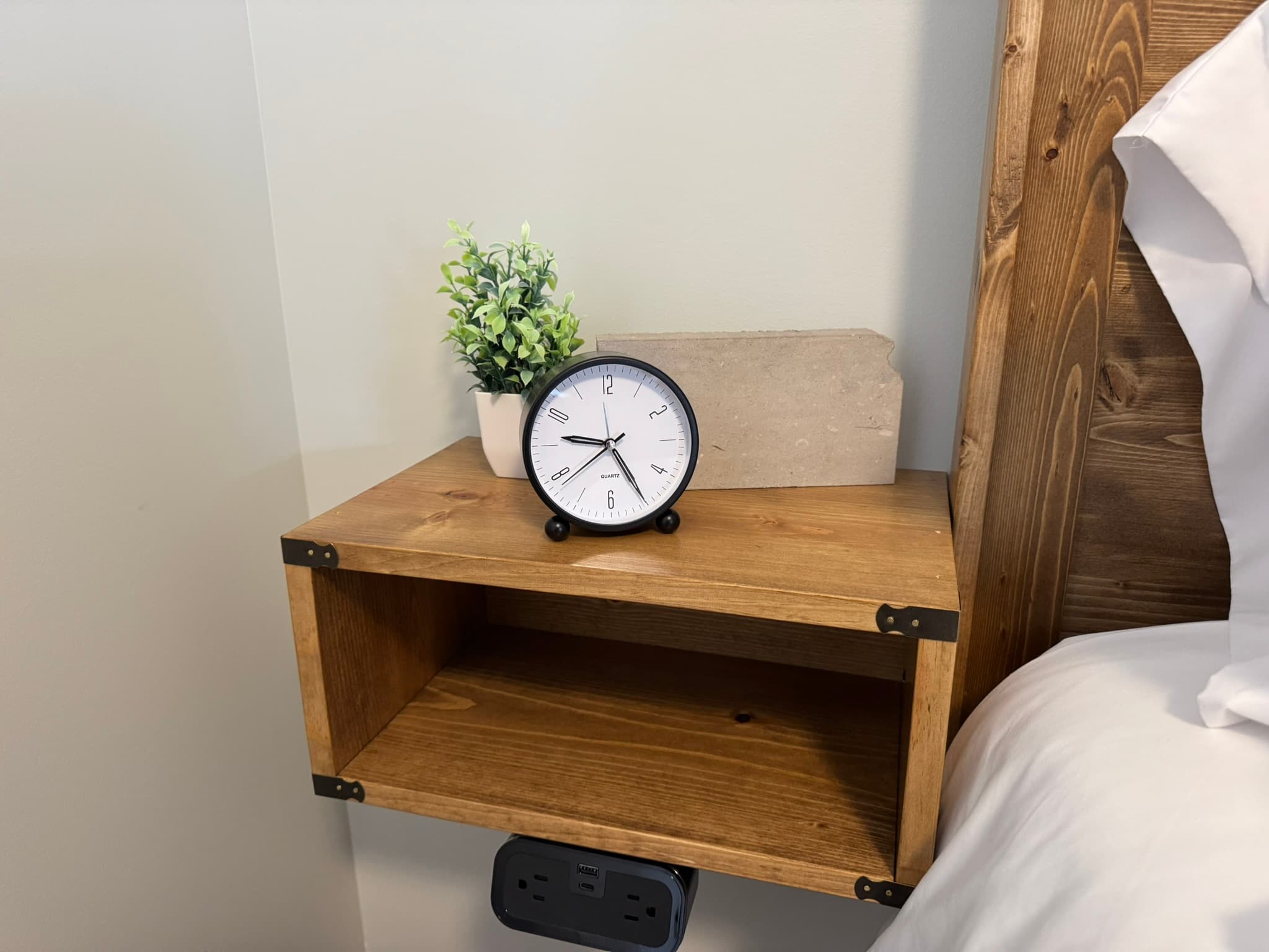 Image of bathroom in standard room
